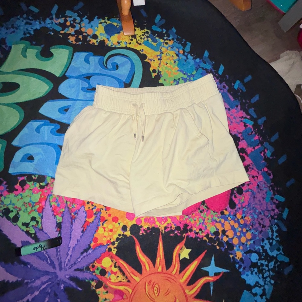 Women's Cream Shorts